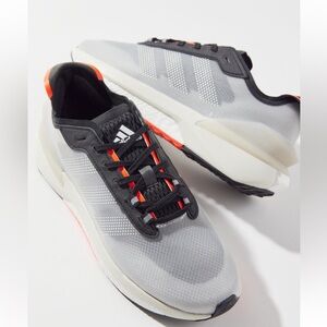 Adidas Avery Sneakers